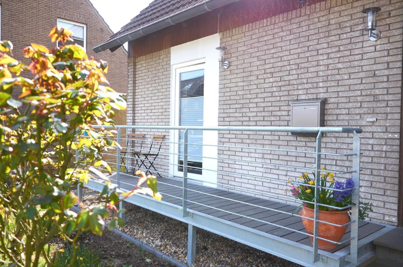 Schoenes Appartement In Meerbusch Am Buschend Екстер'єр фото